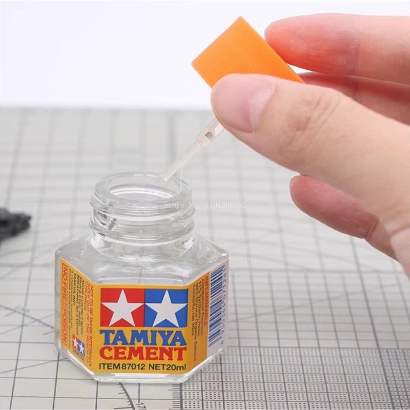 40ml Model Yapıştırıcı 87003/8 - Tamiya Model Paint Set incelemesi ve fiyatı